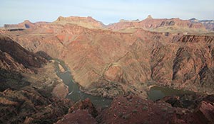 La rivière colorado dans le Grand Canyon
